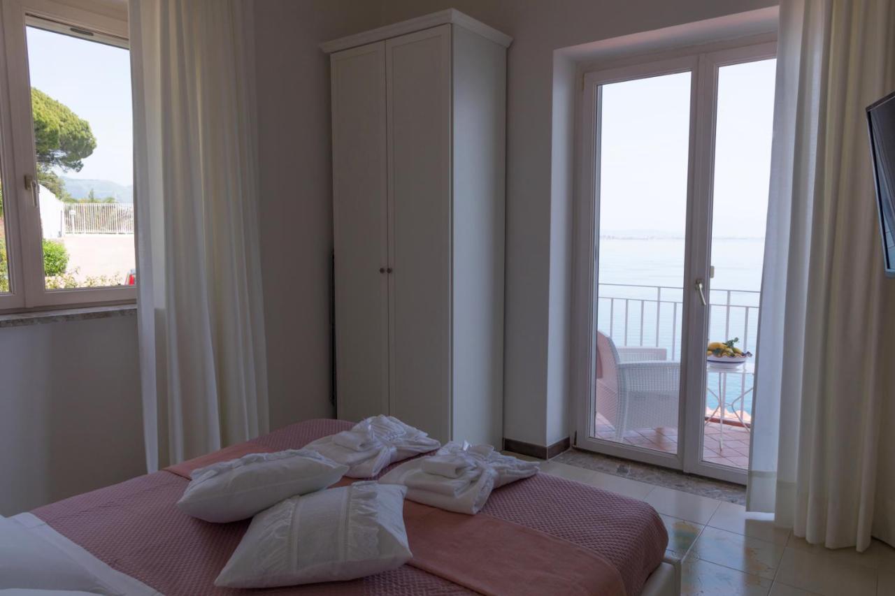 Paradise Bed & Breakfast *